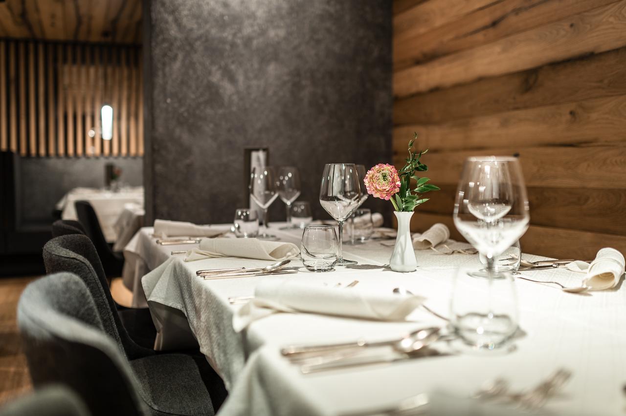 Hotel Arlara Corvara In Badia Eksteriør billede